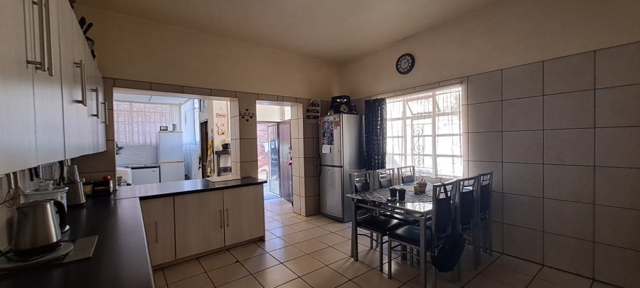 7 Bedroom Property for Sale in Bethlehem Free State